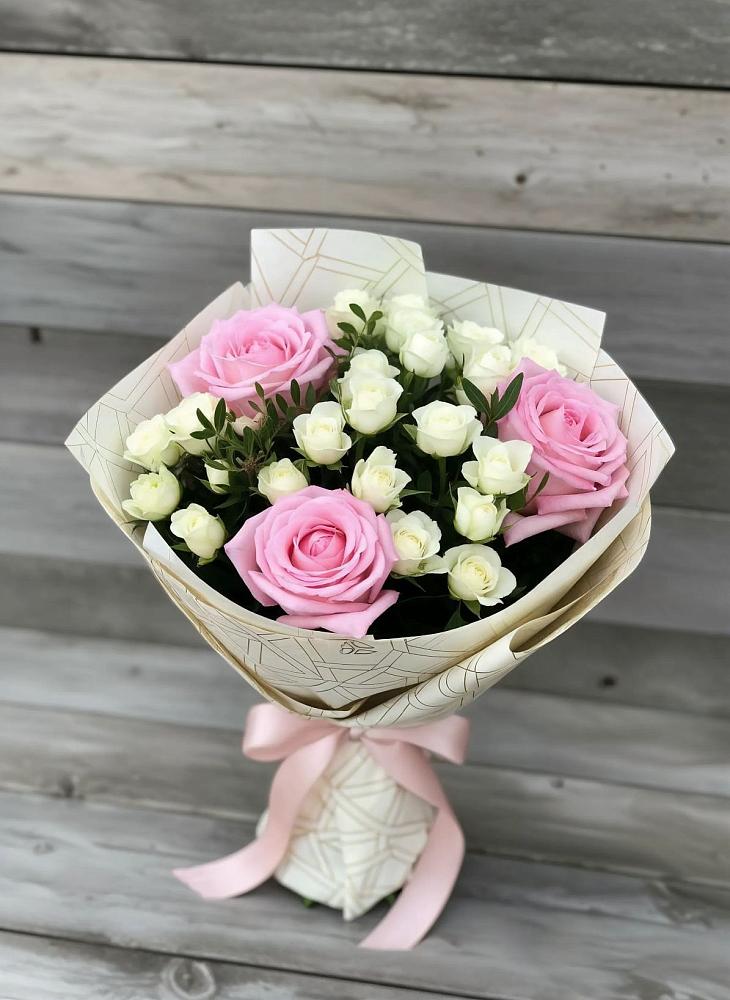 Букет цветов из: Розы в Стальском