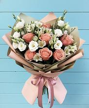 Букет цветов из:  Розы, Альстромерии и Лизиантусы в Стальском