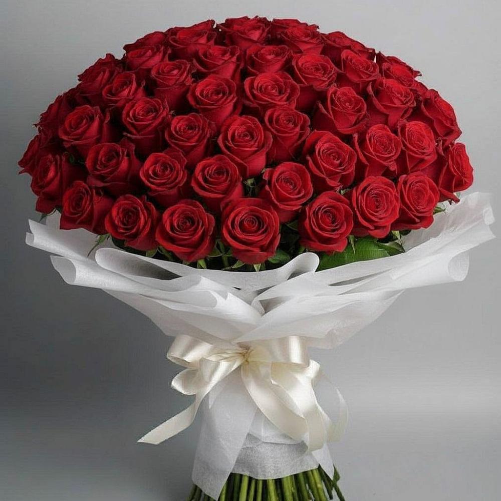 Букет 101 Красная роза Блэк Мэджик в Стальском