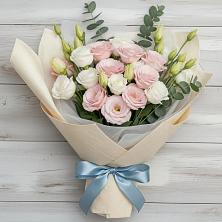 Букет цветов из:  Лизиантусы в Стальском