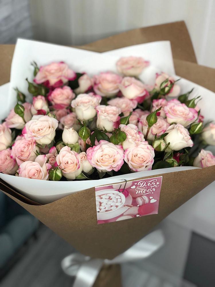 Букет цветов из: Розы в Стальском