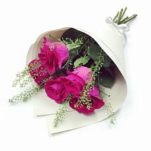 Букет цветов из:  Розы в Стальском