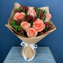 Букет цветов из:  Розы и Альстромерии #REPLACE_PRED# Стальском