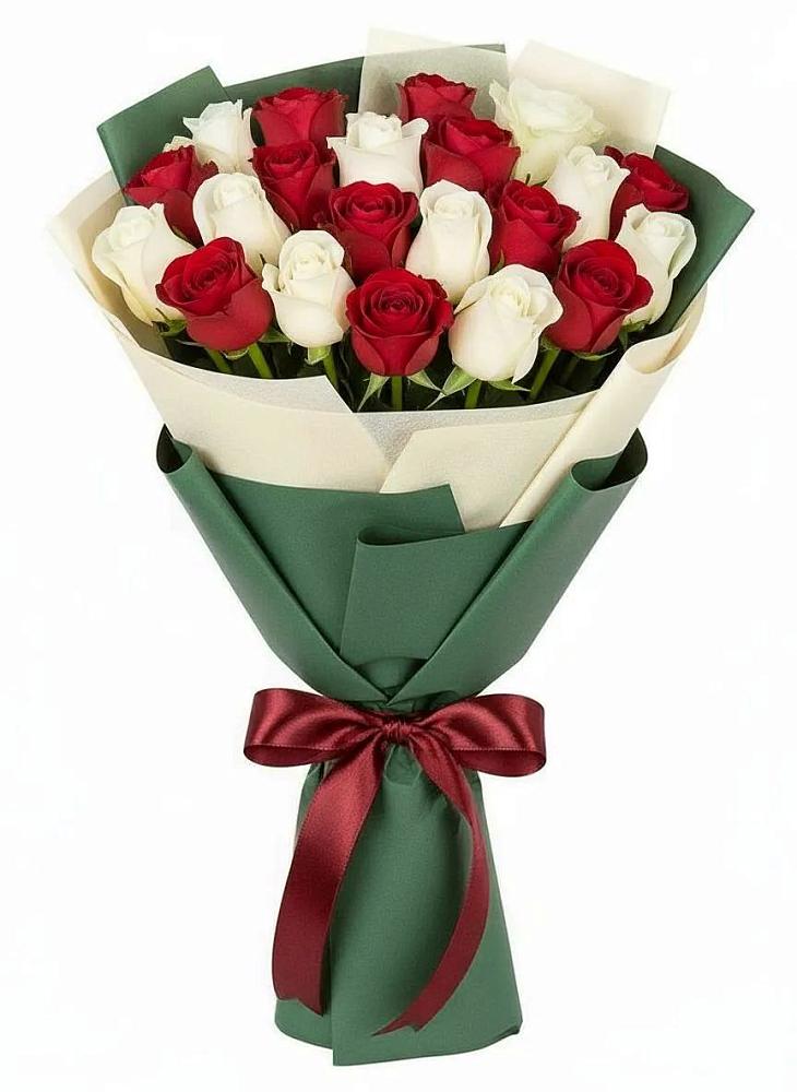 Букет Микс из красных и белых роз в Стальском