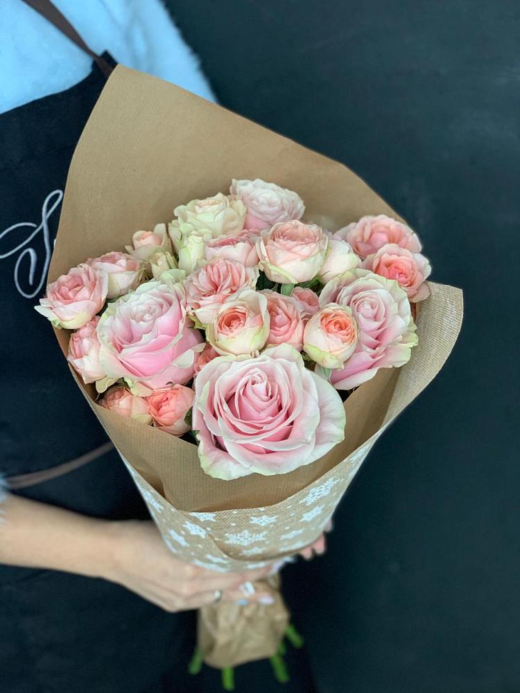 Букет цветов из: Хризантемы и Розы в Стальском