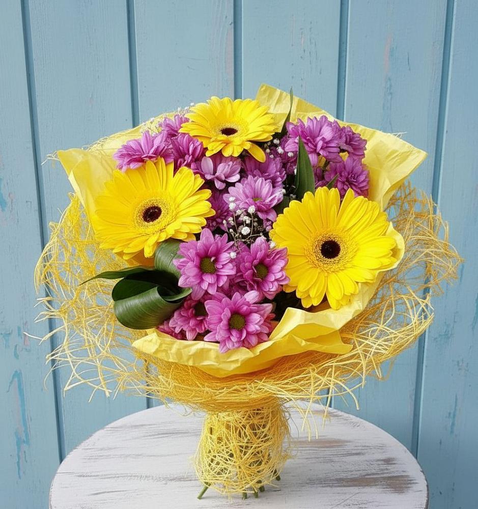 Букет цветов из: Хризантемы и Герберы в Стальском