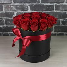 Цветочная композиция из Розы в шляпной коробке в Стальском