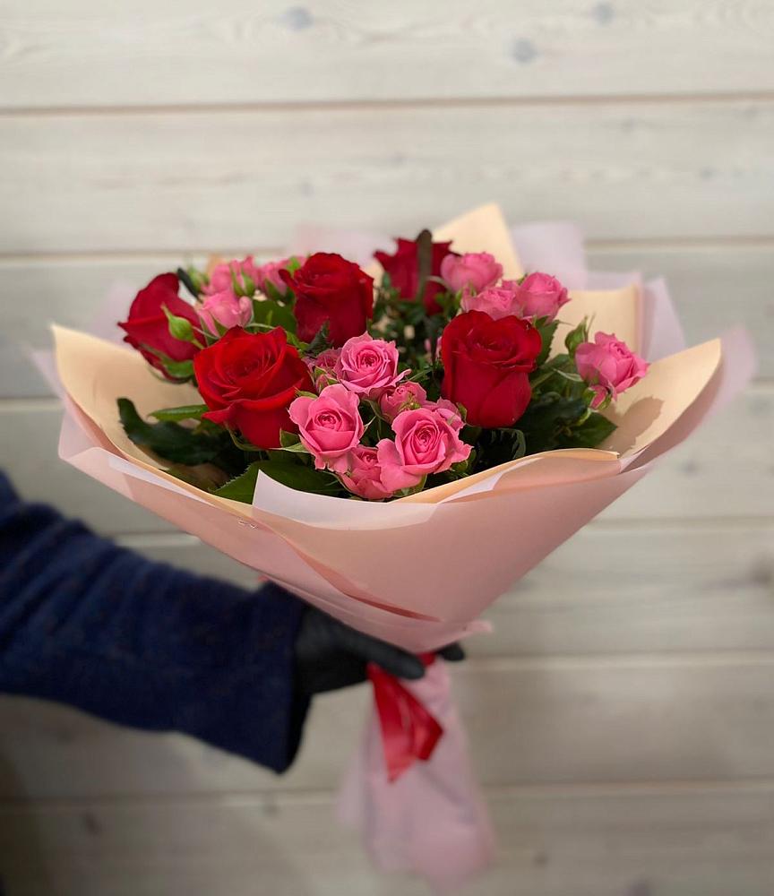 Букет цветов из: Розы в Стальском