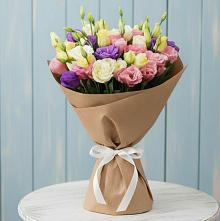 Букет цветов из:  Лизиантусы в Стальском