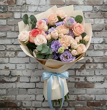 Букет цветов из:  Розы, Лизиантусы и Гвоздики в Стальском