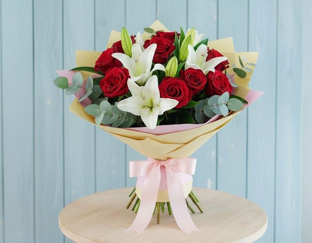 Букет цветов из: Лилии и Розы в Стальском